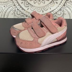 Toddler Pink Puma’s - used 6C